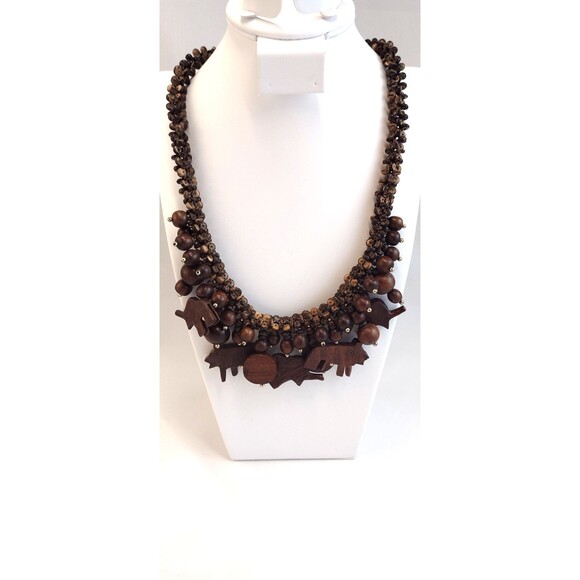 VTG Carved Wood African Animal Bib Necklace Charm Elephant Wolves Brown Beaded - Picture 1 of 8